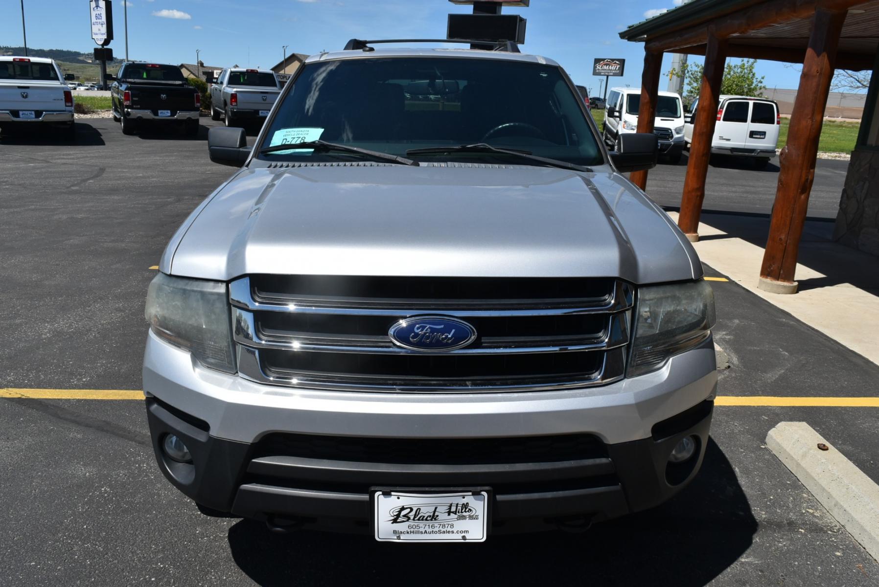 2016 Silver /Black Ford Expedition XL (1FMJU1GT0GE) with an 3.5L Twin Turbo V6 engine, 6-Speed Automatic w/ OD transmission, located at 1600 E Hwy 44, Rapid City, SD, 57703, (605) 716-7878, 44.070232, -103.171410 - Photo #1